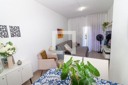 Sala de apartamento para alugar com 2 quartos, 60m² em Campinho, Rio de Janeiro