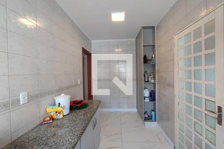 Casa à venda com 250m², 3 quartos e 4 vagas Casa à venda com 250m², 3 quartos e 4 vagasÁrea de Serviço