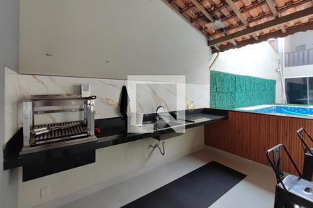 Casa à venda com 250m², 3 quartos e 4 vagas Casa à venda com 250m², 3 quartos e 4 vagasÁrea gourmet