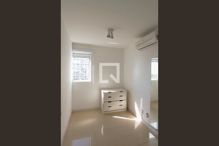 Quarto 1 de apartamento à venda com 2 quartos, 100m² em Barra da Tijuca, Rio de Janeiro