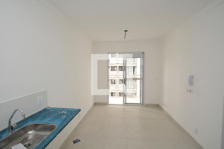 Sala/Cozinha de apartamento à venda com 2 quartos, 37m² em Socorro, São Paulo