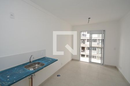 Sala/Cozinha de apartamento à venda com 2 quartos, 37m² em Socorro, São Paulo