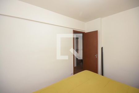 Quarto 1 de apartamento à venda com 2 quartos, 63m² em Jardim Henriqueta, Taboão da Serra