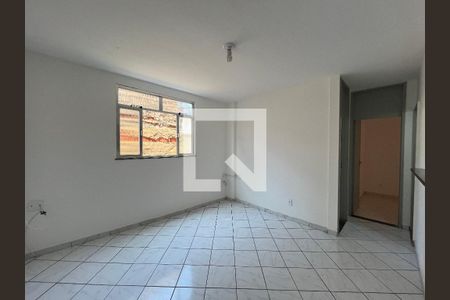 Sala de apartamento para alugar com 2 quartos, 46m² em Taquara, Rio de Janeiro