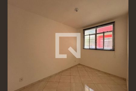 Quarto 2 de apartamento para alugar com 2 quartos, 46m² em Taquara, Rio de Janeiro