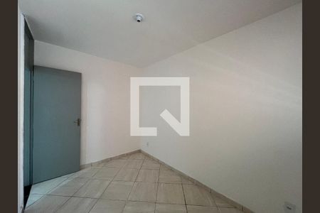 Quarto 2 de apartamento para alugar com 2 quartos, 46m² em Taquara, Rio de Janeiro