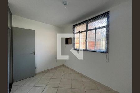 Quarto 1 de apartamento para alugar com 2 quartos, 46m² em Taquara, Rio de Janeiro