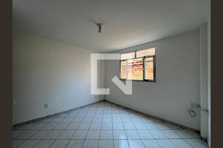 Sala de apartamento para alugar com 2 quartos, 46m² em Taquara, Rio de Janeiro