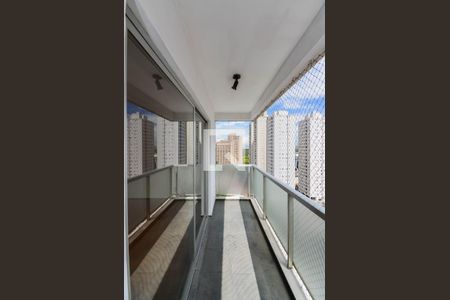 Sacada de apartamento à venda com 3 quartos, 156m² em Jardim Maia, Guarulhos