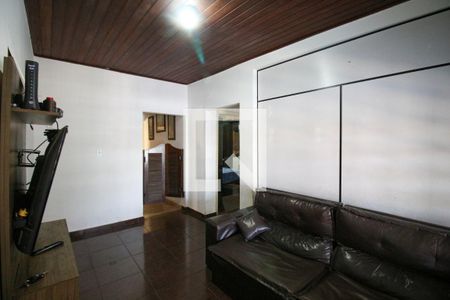 Sala de casa à venda com 4 quartos, 360m² em Parque Cruzeiro do Sul, São Paulo