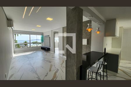 Sala de apartamento para alugar com 2 quartos, 90m² em Ponta da Praia, Santos