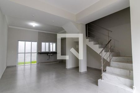 Casa à venda com 80m², 2 quartos e 1 vagaSala