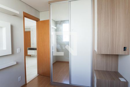 quarto 2 de apartamento à venda com 2 quartos, 44m² em Chacaras Reunidas Santa Terezinha, Contagem