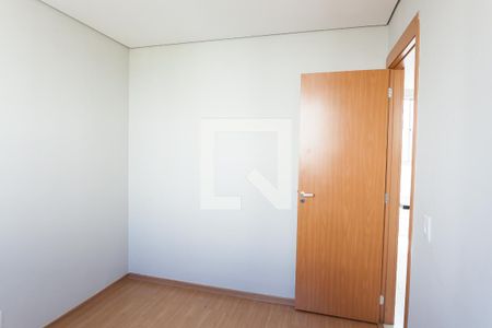 quarto 1 de apartamento à venda com 2 quartos, 44m² em Chacaras Reunidas Santa Terezinha, Contagem