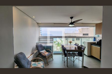 Vista da Sala de apartamento para alugar com 2 quartos, 67m² em José Menino, Santos