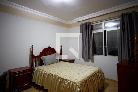 Quarto de apartamento à venda com 3 quartos, 75m² em Santa Efigênia, Belo Horizonte