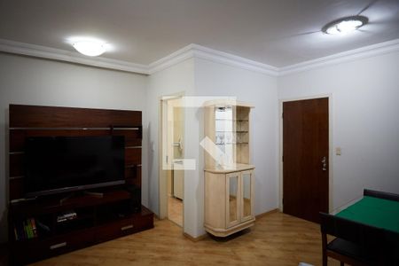 Sala de apartamento à venda com 3 quartos, 75m² em Santa Efigênia, Belo Horizonte