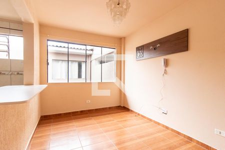 Sala de apartamento para alugar com 2 quartos, 50m² em Aristocrata, São José dos Pinhais