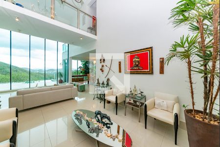 Sala de casa à venda com 4 quartos, 400m² em Vila Alpina, Nova Lima