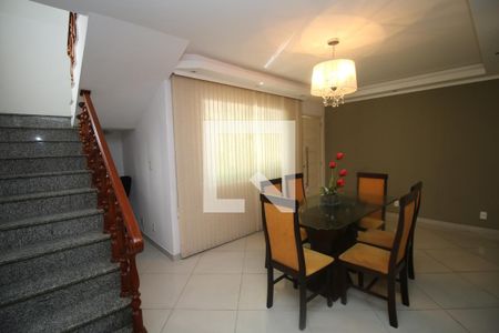 Sala de Jantar de casa à venda com 4 quartos, 120m² em Cordovil, Rio de Janeiro