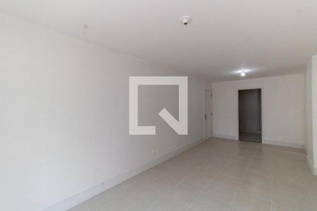 Sala de apartamento para alugar com 2 quartos, 119m² em Vital Brasil, Niterói