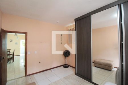 Quarto 1 de casa à venda com 3 quartos, 208m² em Cenaculo, Belo Horizonte