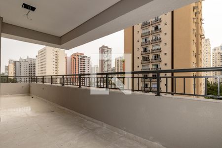 Sacada de apartamento à venda com 2 quartos, 72m² em Indianópolis, São Paulo