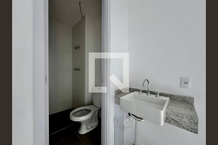 Banheiro de kitnet/studio à venda com 0 quarto, 22m² em Santo Amaro, São Paulo