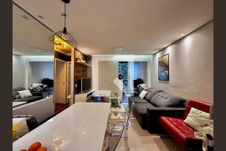 Sala de apartamento à venda com 3 quartos, 63m² em Jardim Aeroporto, São Paulo