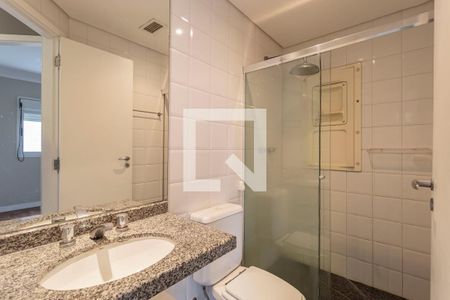 Banheiro de apartamento à venda com 1 quarto, 37m² em Vila Nova Conceição, São Paulo