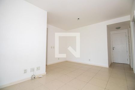 Sala de apartamento para alugar com 2 quartos, 82m² em Barra da Tijuca, Rio de Janeiro