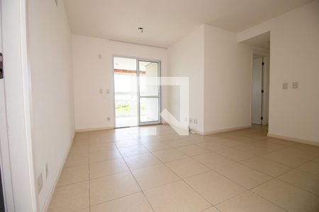 Sala de apartamento para alugar com 2 quartos, 82m² em Barra da Tijuca, Rio de Janeiro