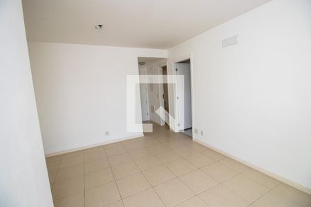 Sala de apartamento para alugar com 2 quartos, 82m² em Barra da Tijuca, Rio de Janeiro