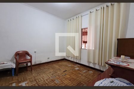 Quarto de casa à venda com 5 quartos, 300m² em Vila Camilópolis, Santo André