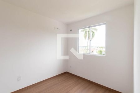 Quarto 2 de apartamento para alugar com 2 quartos, 58m² em Uberaba, Curitiba