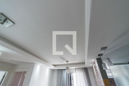 Sala de apartamento à venda com 2 quartos, 46m² em Irajá, Rio de Janeiro