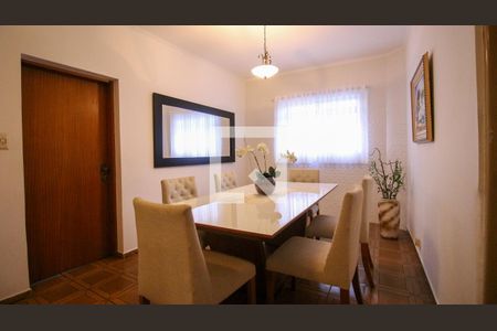 Casa para alugar com 3 quartos, 200m² em Vila Bela, São Paulo