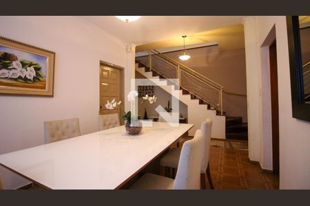 Casa para alugar com 3 quartos, 200m² em Vila Bela, São Paulo