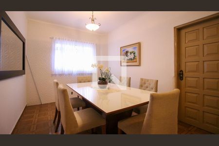 Casa para alugar com 3 quartos, 200m² em Vila Bela, São Paulo