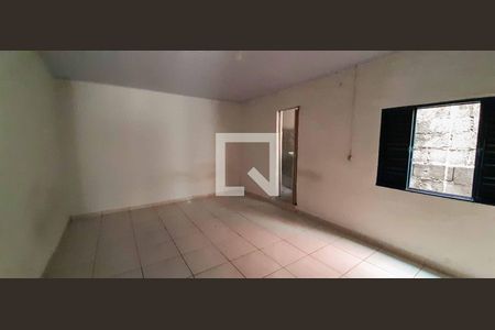 Suíte de casa para alugar com 1 quarto, 50m² em Helena Maria, Osasco