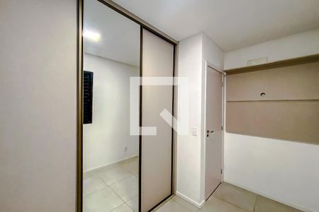 Quarto 1 de apartamento para alugar com 2 quartos, 40m² em Vila Bertioga, São Paulo