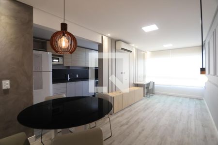 Sala de apartamento à venda com 1 quarto, 52m² em Centro, Canoas