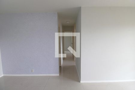 Corredor de apartamento para alugar com 3 quartos, 69m² em Lins de Vasconcelos, Rio de Janeiro