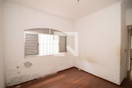 Quarto 2 de casa à venda com 3 quartos, 490m² em Vila Constança, São Paulo