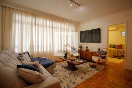 Sala de Estar e Jantar de apartamento à venda com 3 quartos, 105m² em Cerqueira César, São Paulo