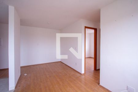 Sala de apartamento para alugar com 2 quartos, 40m² em Alcantara, São Gonçalo