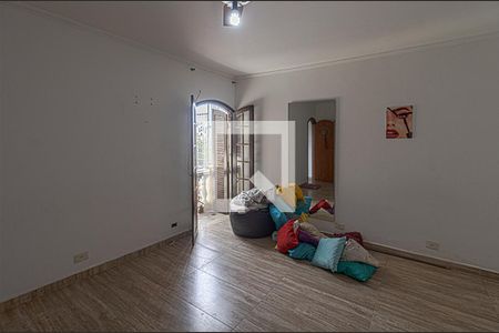 quarto1 de casa à venda com 3 quartos, 150m² em Vila Moraes, São Paulo