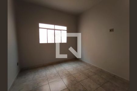 Quarto 2 de casa à venda com 3 quartos, 144m² em Carlos Prates, Belo Horizonte