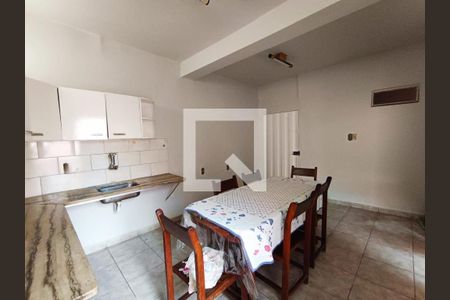 Sala/Cozinha de casa à venda com 3 quartos, 144m² em Carlos Prates, Belo Horizonte