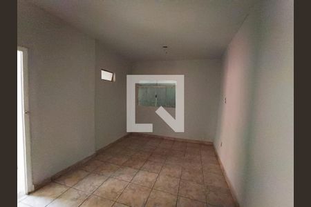 Quarto 3 de casa à venda com 3 quartos, 144m² em Carlos Prates, Belo Horizonte